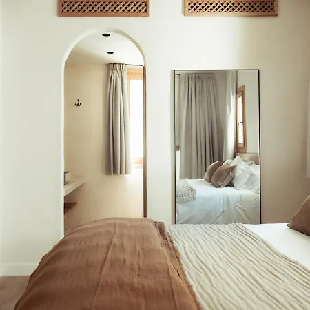 Hotel Nomad & 5*