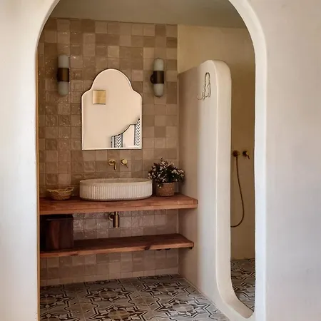 Hotel Nomad & Altea