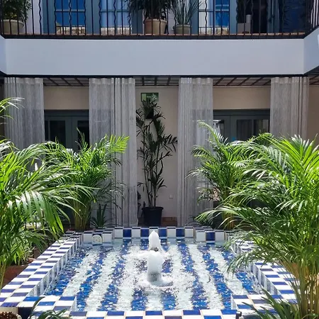 Hotel Nomad & Altea