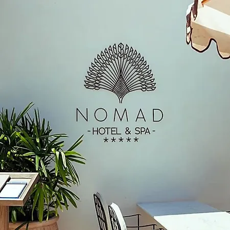 Szálloda Nomad & Altea