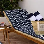 فندق Nomad &