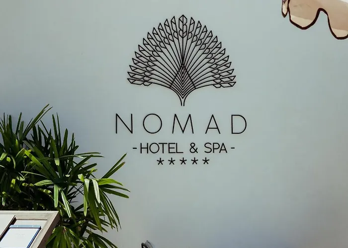 Nomad & Hotel 5*