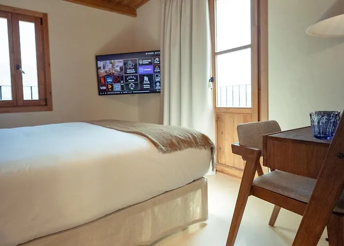 Nomad & Hotel 5*